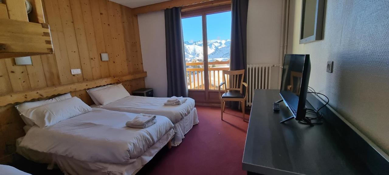 אלפה ד'הואז Hotel La Belle Aurore מראה חיצוני תמונה
